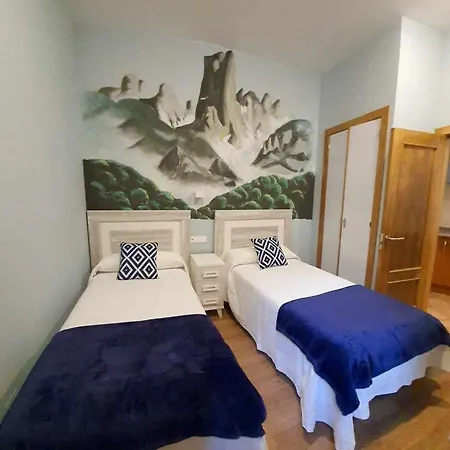 Cumbres De Picos Urriellu * Poo (Cabrales)